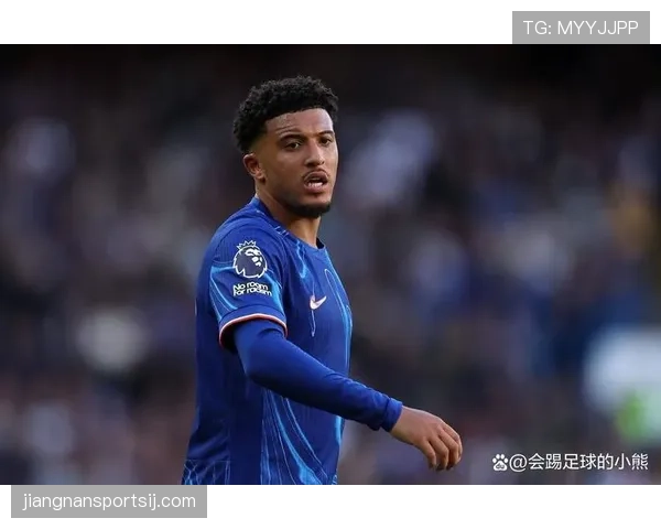 接管右路桑乔盘带撕开对方后防线本赛季更频繁前插